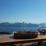 Avra Loft نِكيانا