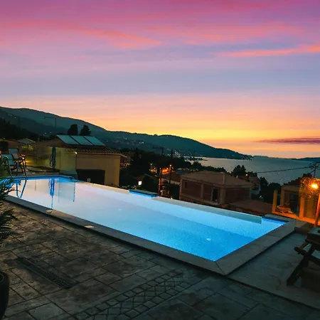 Avra Loft 尼基亚娜